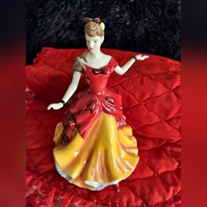 2010 Royal Doulton " Pretty Ladies - Belle"